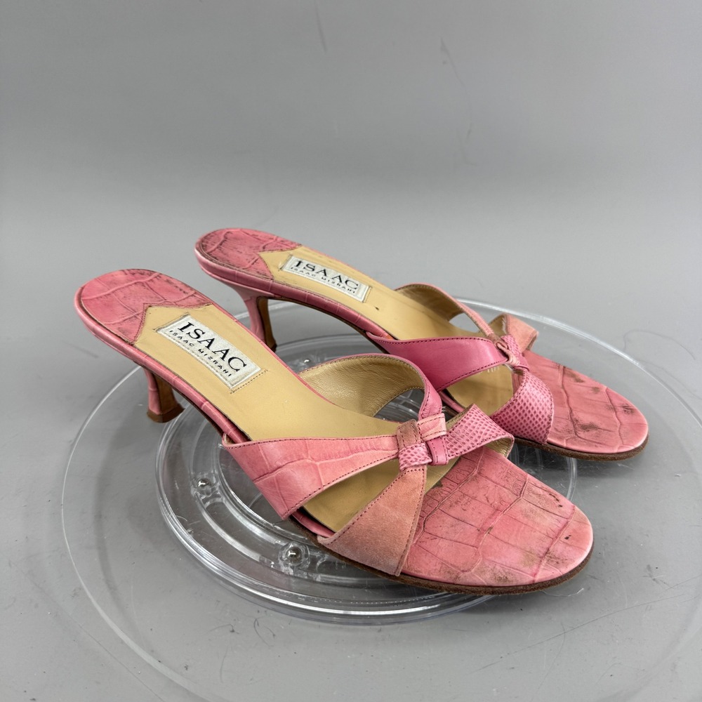 Isaac Mizrahi Womens Pink Leather Kitten Heel Sandals Embossed Mules Size 8 M